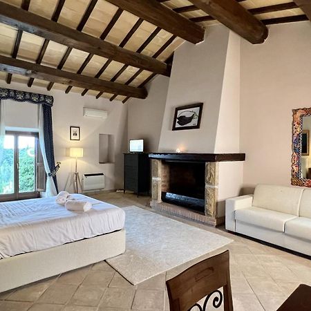 Agriturismo Cerrosughero Canino Exterior photo