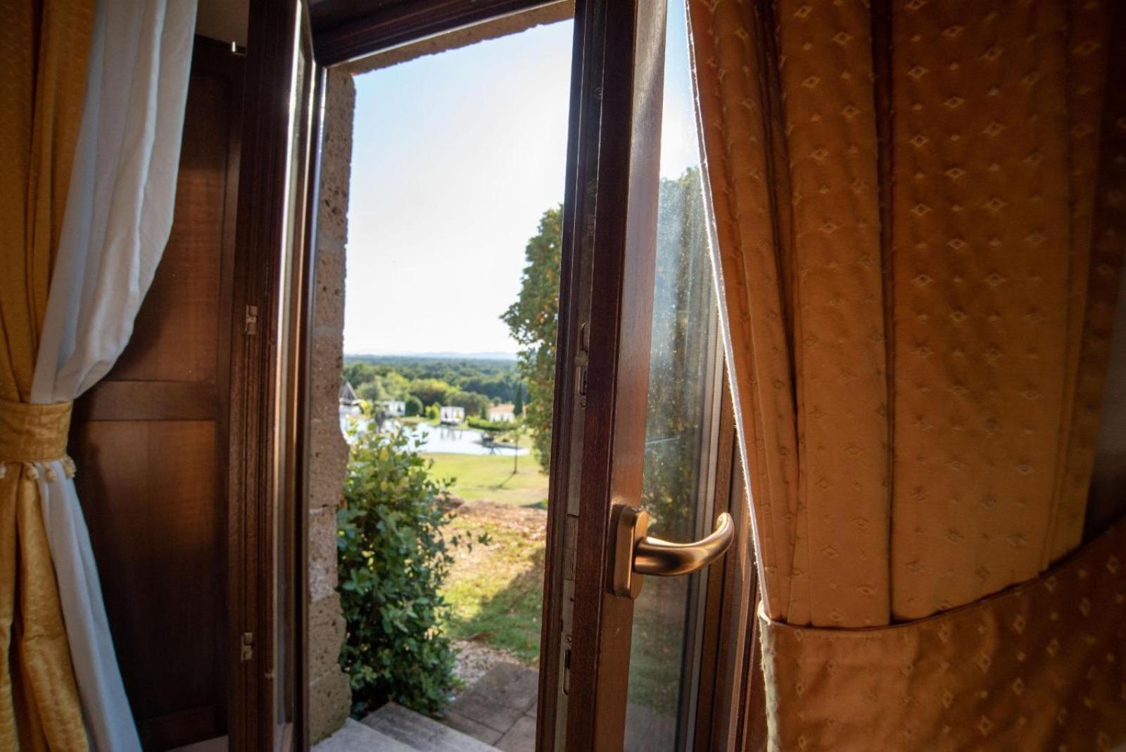 Agriturismo Cerrosughero Canino Exterior photo