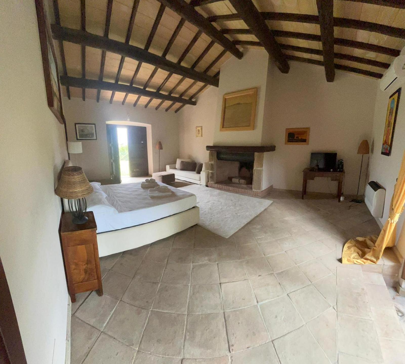 Agriturismo Cerrosughero Canino Exterior photo